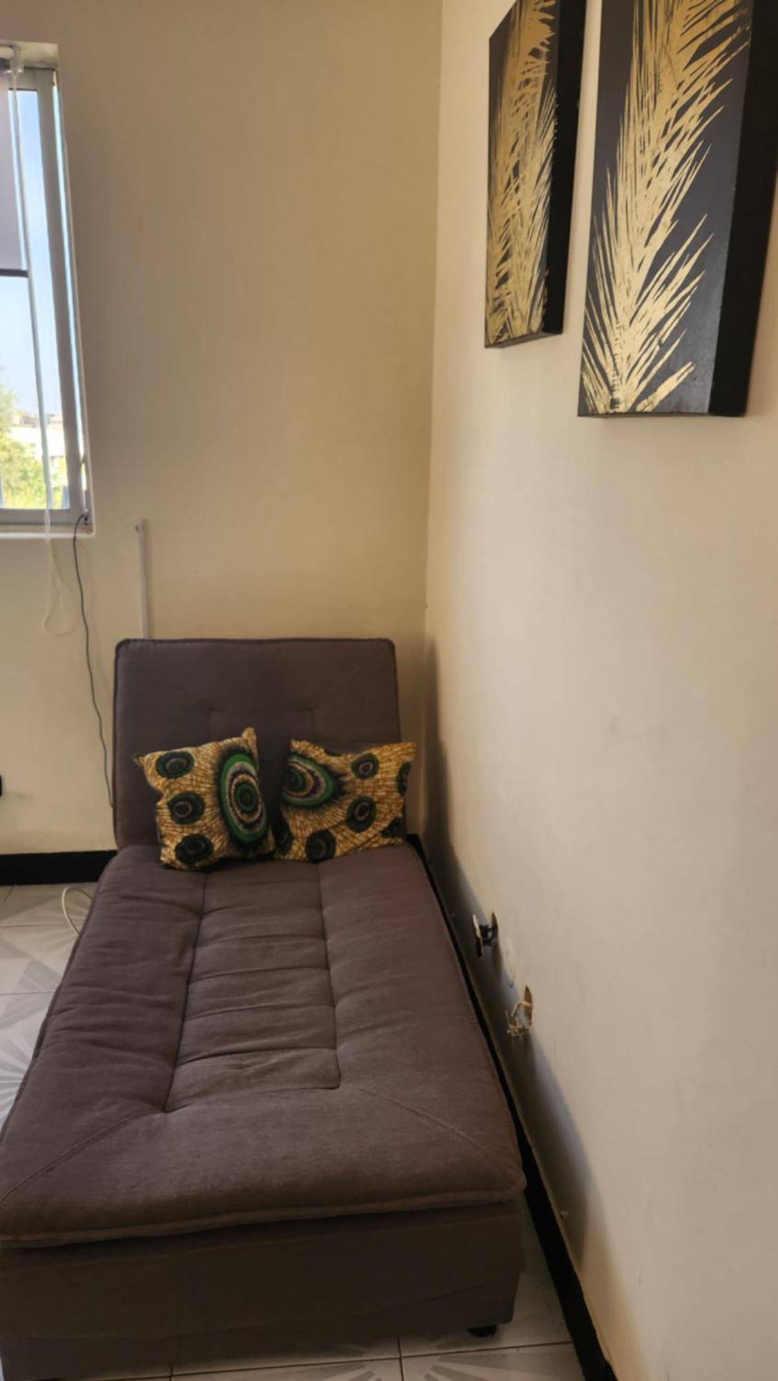 No Cash Accepted-Meeting Point Hostel- Praia, Also In Tarrafal & Fogo Екстериор снимка