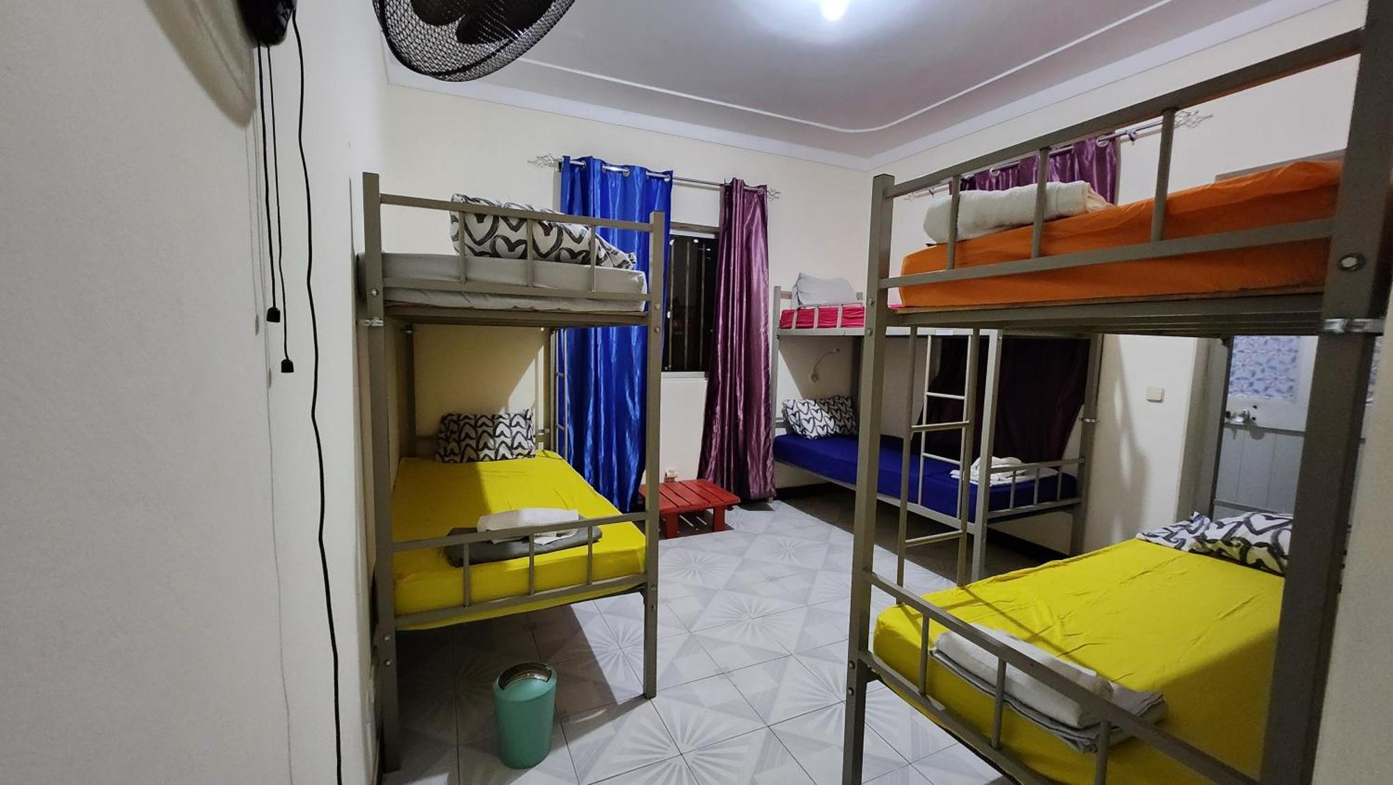 No Cash Accepted-Meeting Point Hostel- Praia, Also In Tarrafal & Fogo Екстериор снимка